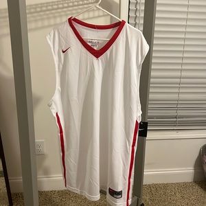 Mens Nike basketball jersey. Red and white 2xL. Still on tag. No stains.